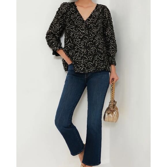 Tuckernuck NWT Nightly Organza Easton Black Gold Blouse Size Large - Picture 2 of 16